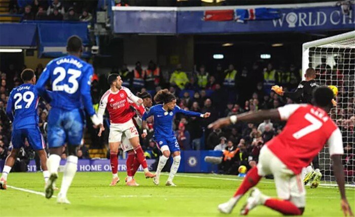 "التعادل الإيجابي يحسم ديربي لندن بين آرسنال وتشيلسي في الدوري الإنجليزي - فيديو"