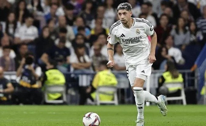 مانشستر يونايتد يستهدف فالفيردي من ريال مدريد لتعزيز تشكيلته