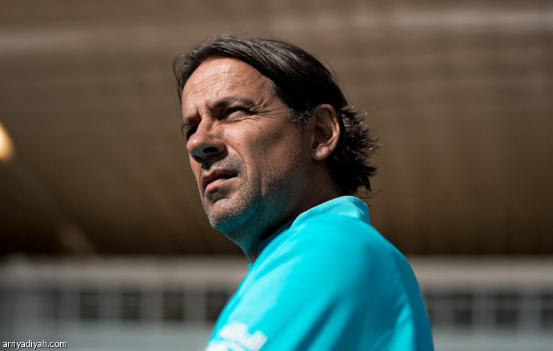 أوليفيرا يترقب مباراة الهلال في العين استعدادًا للتحدي المقبل