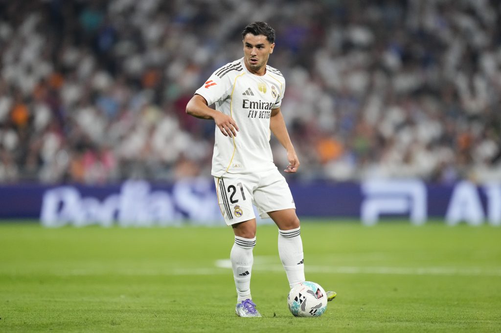 إبراهيم دياز يعود إلى ميلان مع اقتراب الميركاتو الشتوي