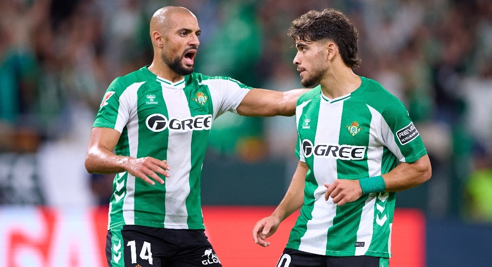 "الزلزولي يسبب أزمة جديدة في ريال بيتيس بسبب منتخب المغرب"