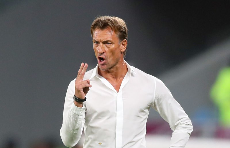 رينارد يكشف سبب انفعاله على الحمدان بعد مباراة السعودية والمغرب في كأس العرب