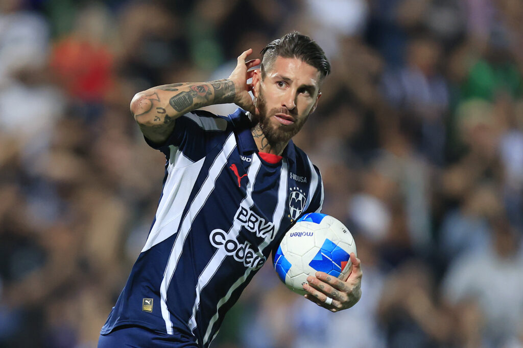 ميلان يستعد للتعاقد مع راموس في سوق الانتقالات الشتوية