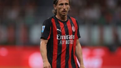 "ميلان يصدر قرارًا رسميًا حول مستقبل لوكا مودريتش"
